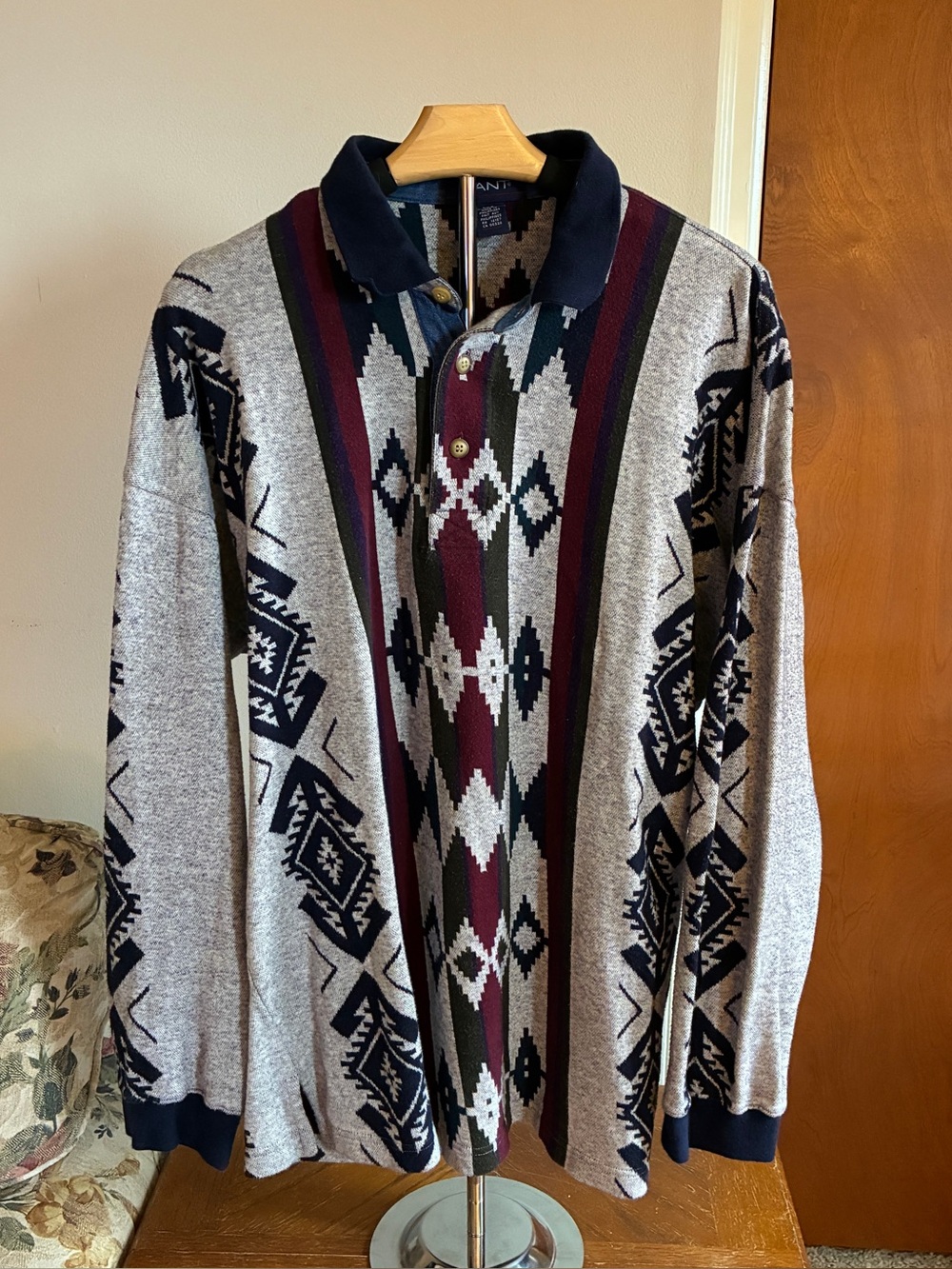 Vintage-Inspired Men's Aztec Knit Polo Sweater - Gray & Navy